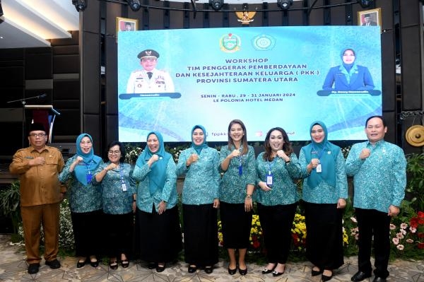 Buka Pelatihan Tertib Administrasi dan Workshop, Pj Ketua PKK Sumut Sampaikan Tiga Poin Penting Menyusun Program Kerja Berkelanjutan